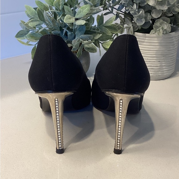 Stuart Weitzman Elegant Black Pumps w Silver Spike Rhinestone Heels Sz 7 - Picture 4 of 6